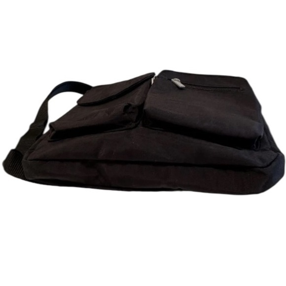 Baggallini Canyon Bag Crossbody in Black - Picture 4 of 9